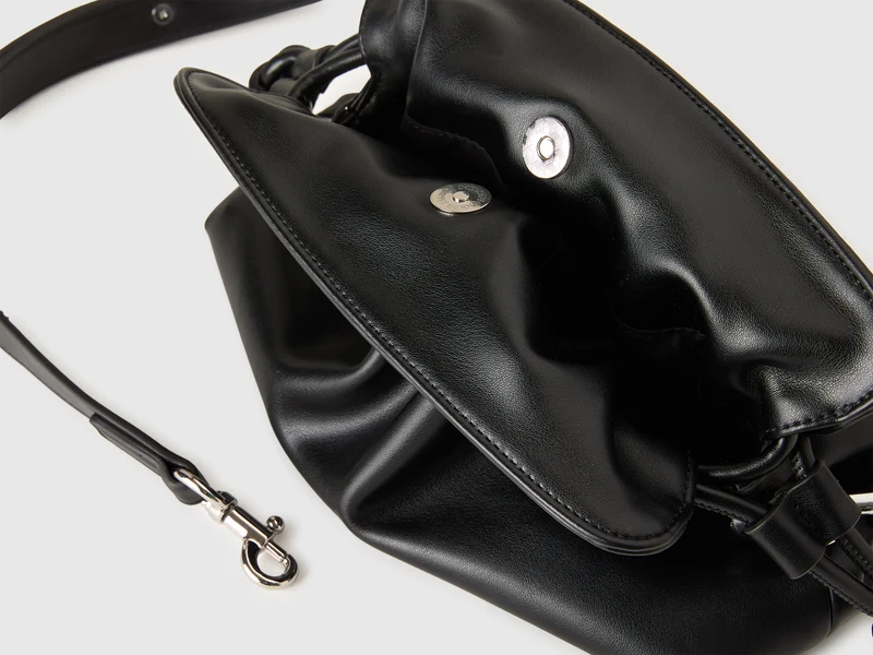 Beuteltasche mit Kordelzug