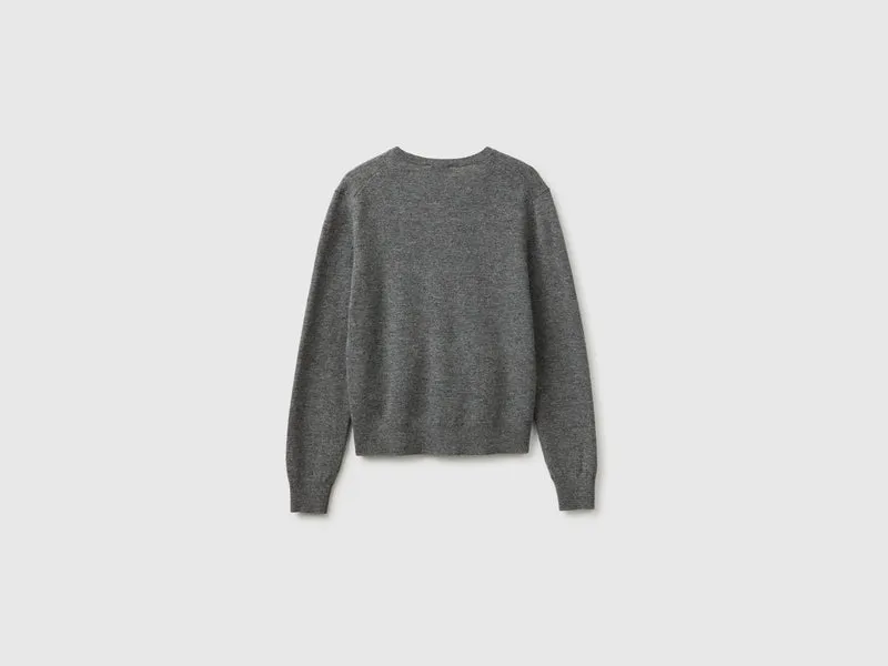 Grauer V-Ausschnitt-Pullover aus reiner Merinowolle
