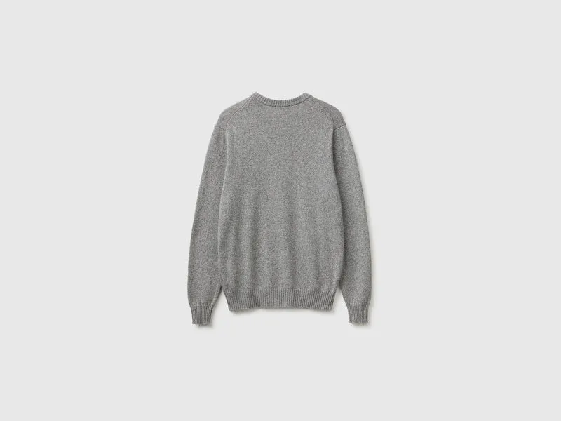 Pullover mit Rundausschnitt in einer Mischung aus Wolle und Cashmere
