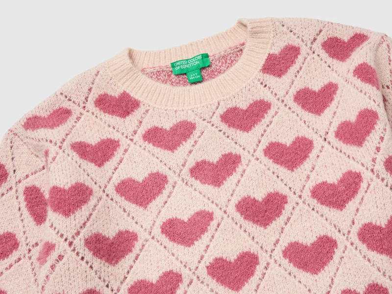 Pullover mit Herzapplikation