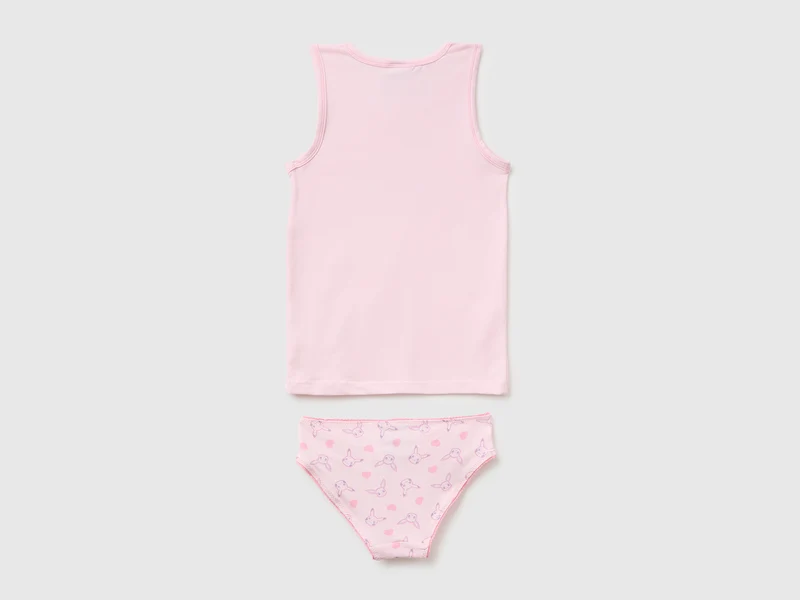 Pokémon-Tanktop und Slip-Set