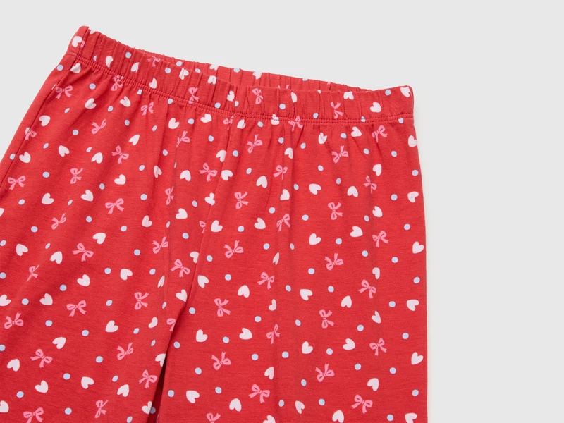 Offener Pyjama mit gemustertem Druck