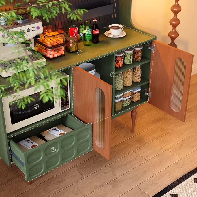 Nordisches Retro-Sideboard aus Massivholz mit selbstgestaltbarer Lochwand