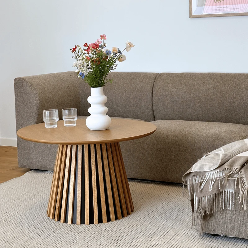 Lewis Lamellen-Couchtisch in natürlicher Eichenoptik Ø70 cm