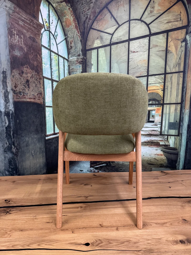 Esszimmerstuhl +Massivholzgestell +Modernes Design +Neu auf Lager