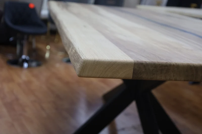 Esstisch Tisch +Massivholz Eiche VOLL 4cm +Baumkante +Epoxidharz