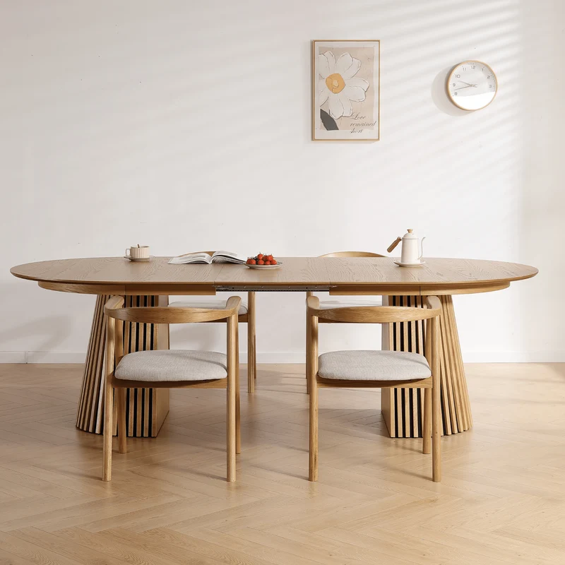 Lewis – Ovaler Esstisch mit Lamellen aus Eichenfurnier, ausziehbar auf 200/250/300 cm – 2 Zusatzplatten inklusive