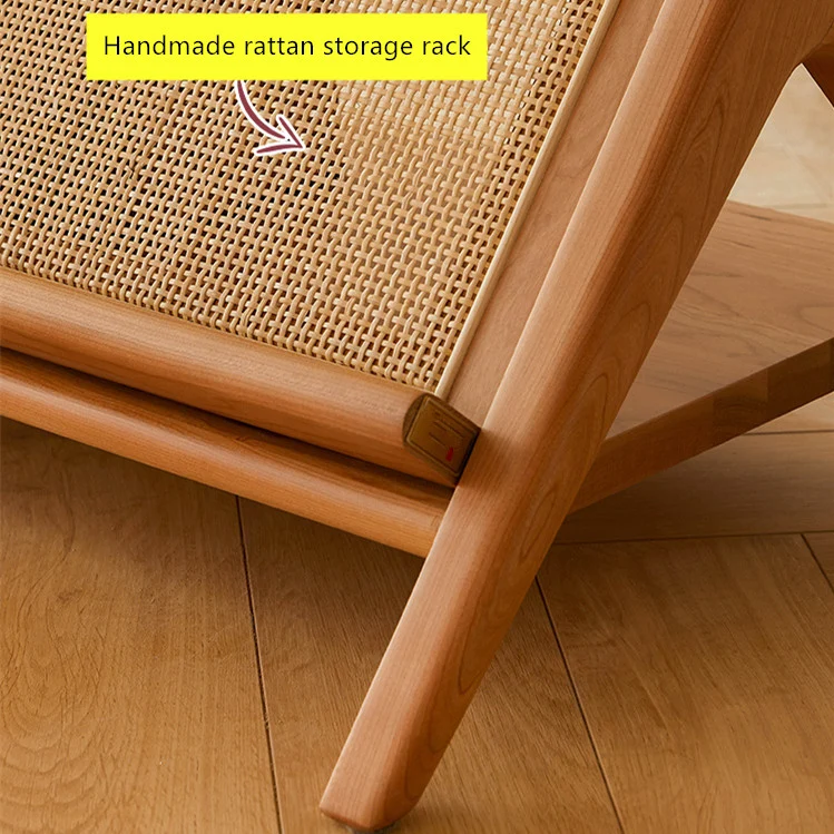 Rechteckiger Couchtisch aus massivem Holz mit gelbbrauner Tischplatte aus gehärtetem Glas und Stauraum