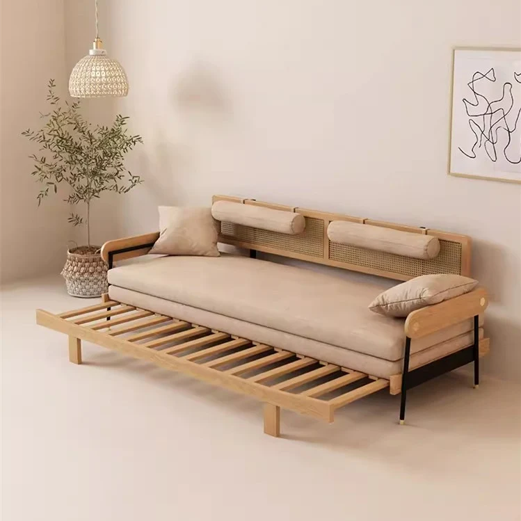 Japandi-Sofabett aus massivem Holz mit Rattan-Rückenstütze
