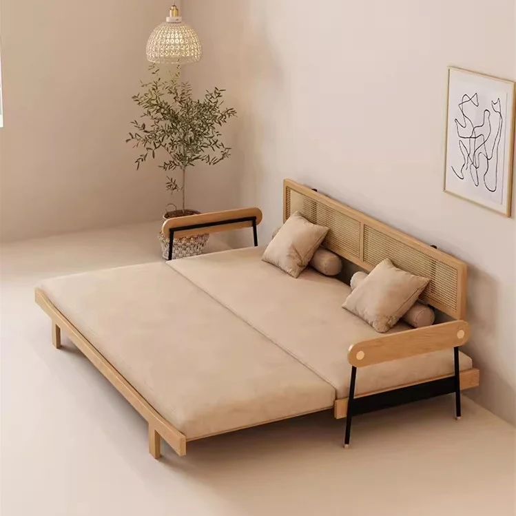 Japandi-Sofabett aus massivem Holz mit Rattan-Rückenstütze