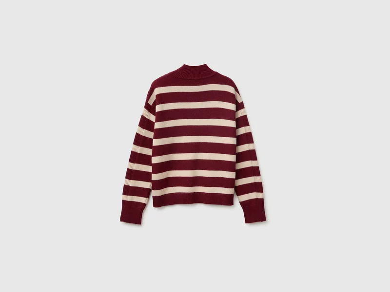 Pullover mit Knöpfen an der Schulter