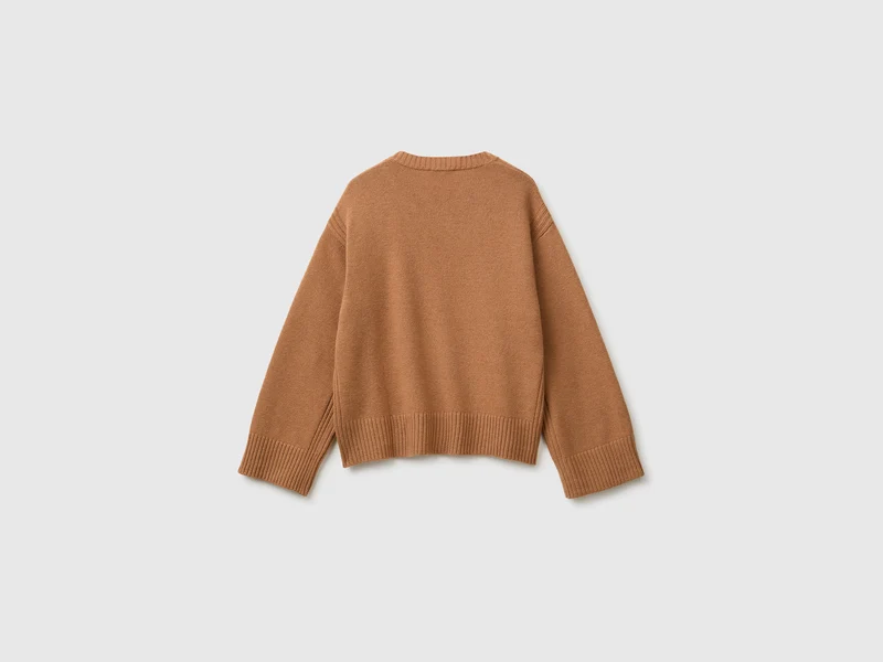 Kastenförmiger Pullover aus Wollmischung