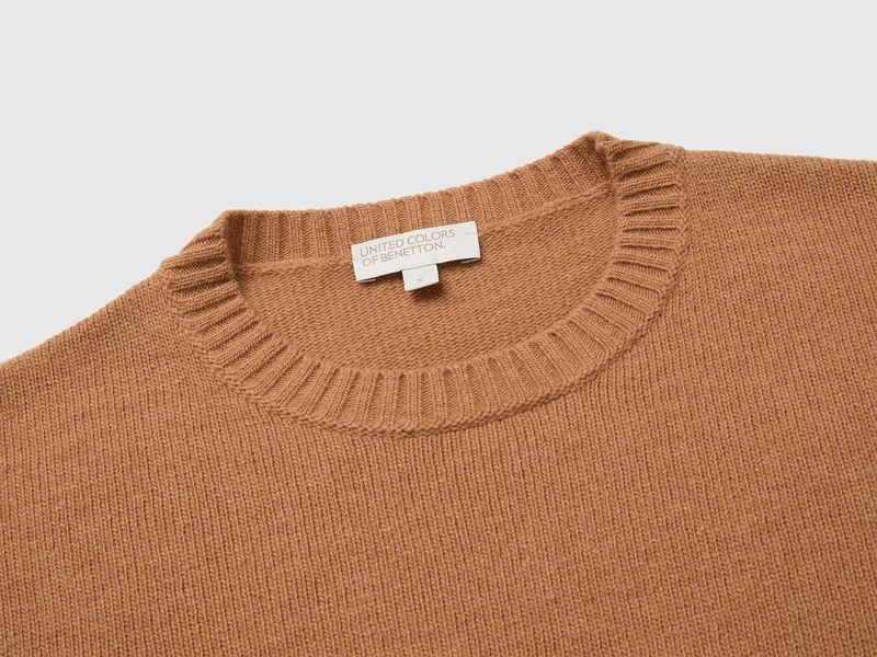Kastenförmiger Pullover aus Wollmischung