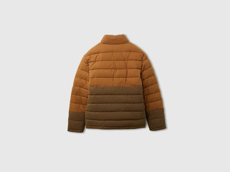 Schwere Jacke mit Samtdetails