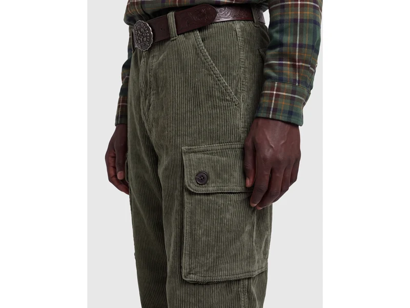 Cargohose aus Samt im Used-Look