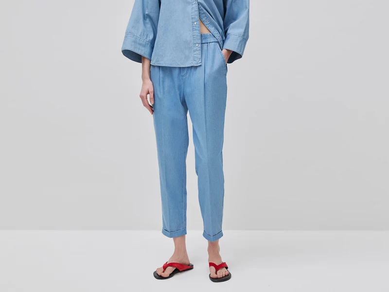 Chambray-Chinos mit elastischem Bund