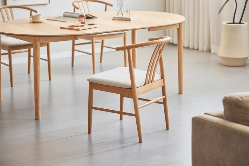 Lizzie Esszimmerstuhl aus Buche mit gepolstertem Sitz in Beige