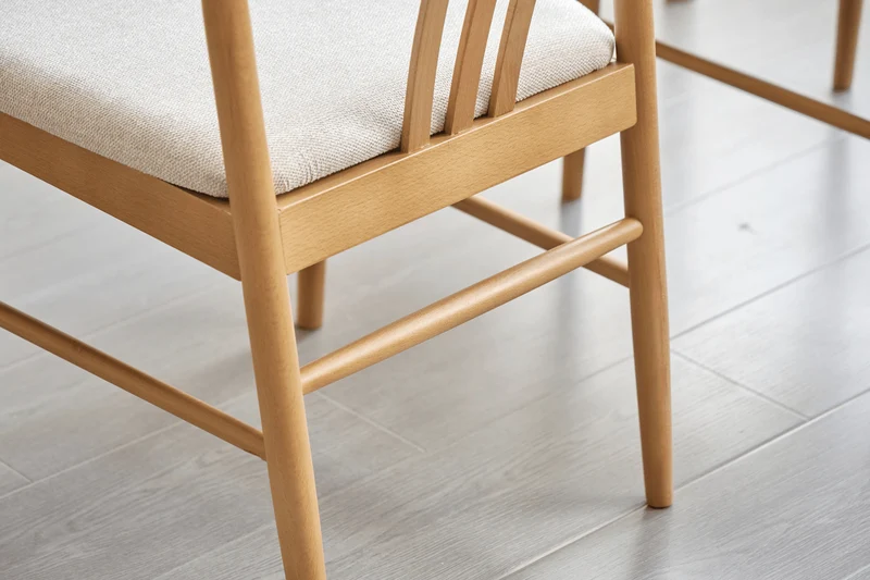 Lizzie Esszimmerstuhl aus Buche mit gepolstertem Sitz in Beige