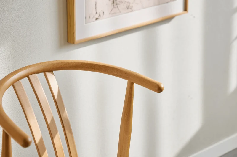 Lizzie Esszimmerstuhl aus Buche mit gepolstertem Sitz in Beige