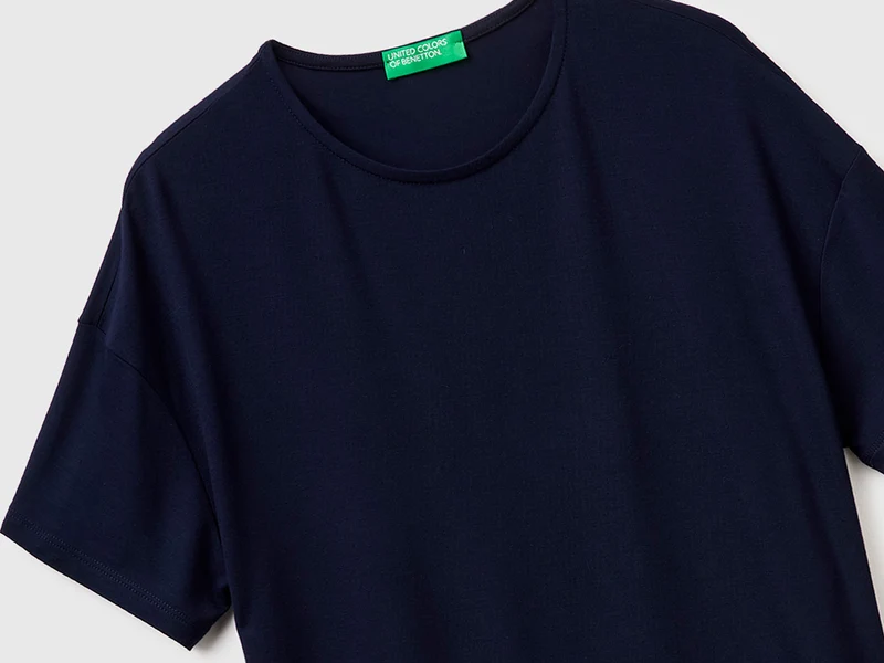 T-Shirt mit normaler Passform