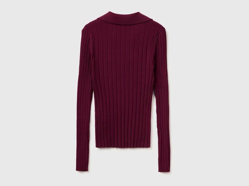 Gerippter Pullover mit Polokragen