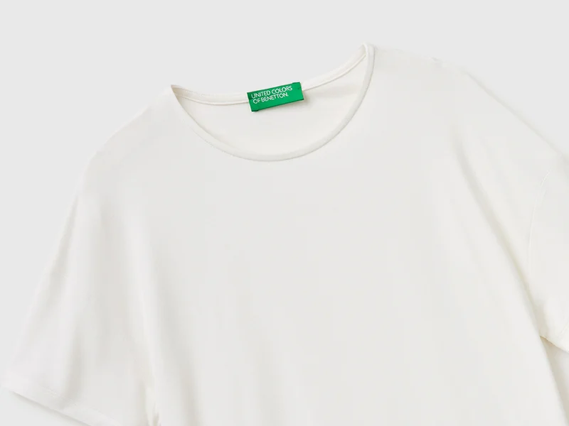 T-Shirt mit normaler Passform