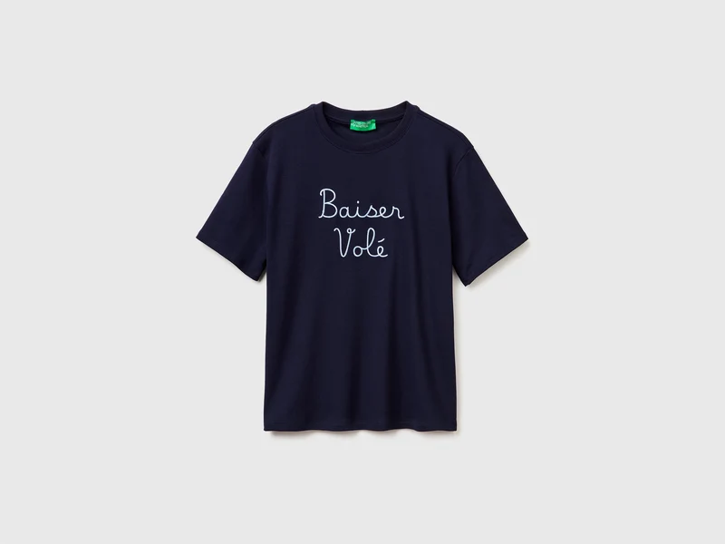 T-Shirt mit gestickter Schrift