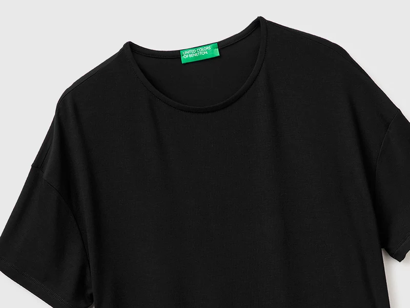 T-Shirt mit normaler Passform