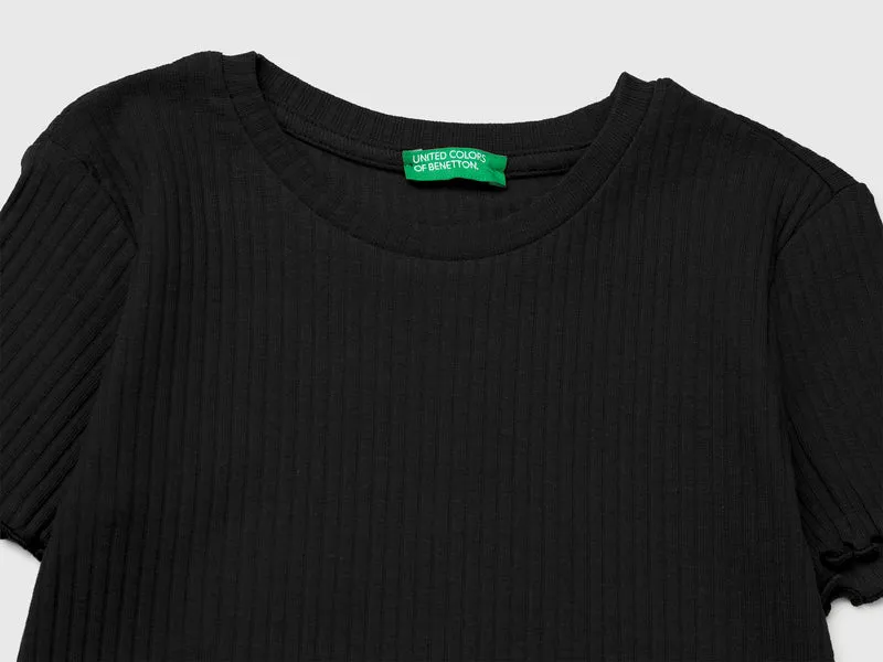 Schmal geschnittenes, geripptes T-Shirt