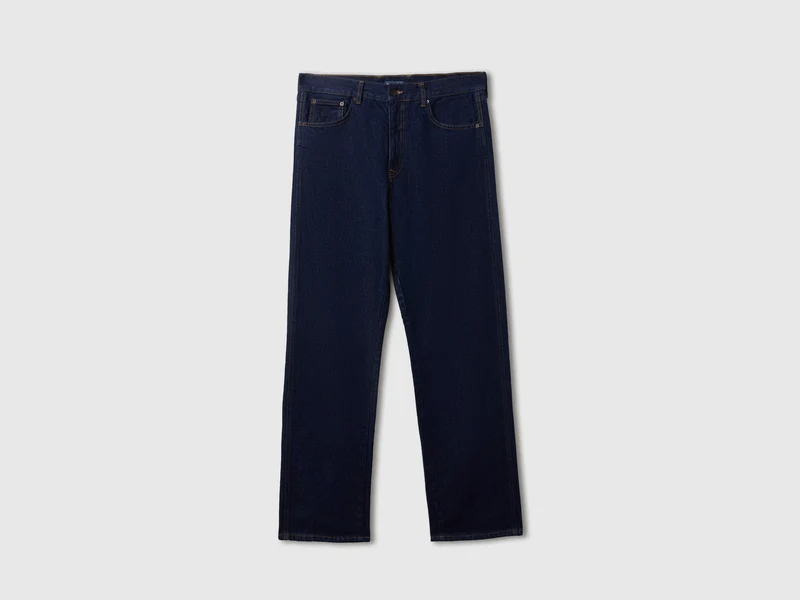 Jeans in regulärer Passform, gewaschen