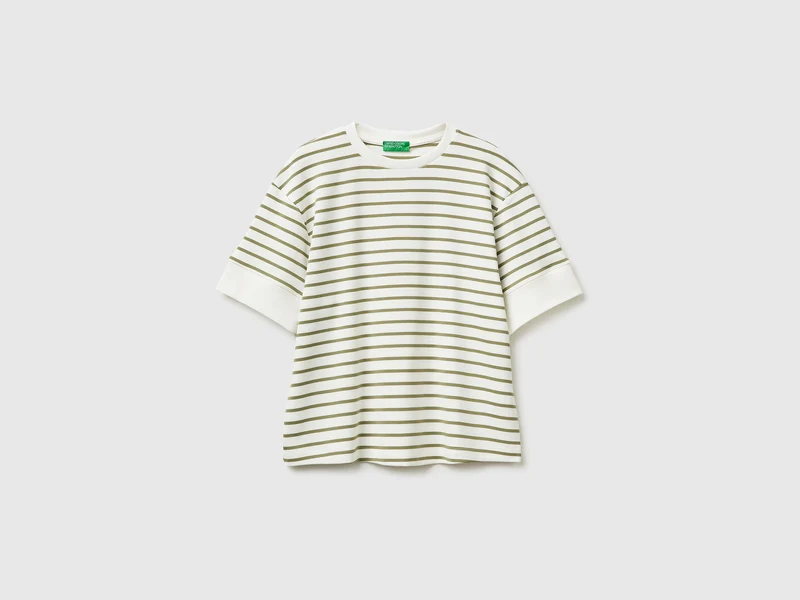 Gestreiftes Kurzarm-T-Shirt