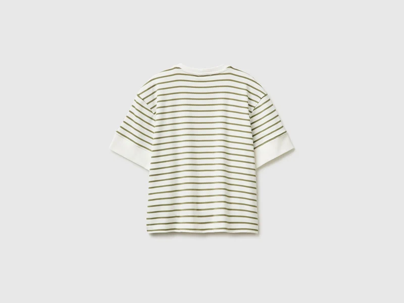 Gestreiftes Kurzarm-T-Shirt
