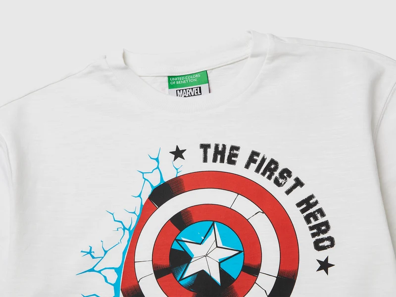 Captain America T-Shirt ©Marvel
