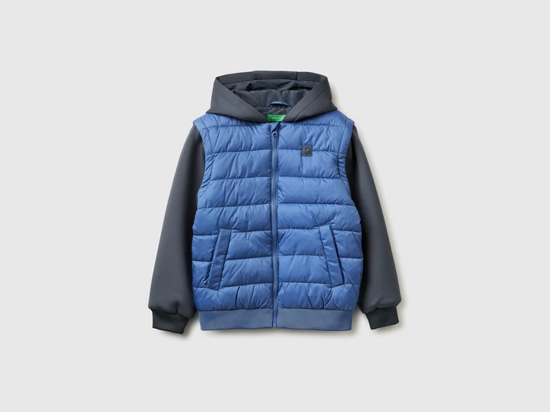 Jacke mit abnehmbaren Ärmeln