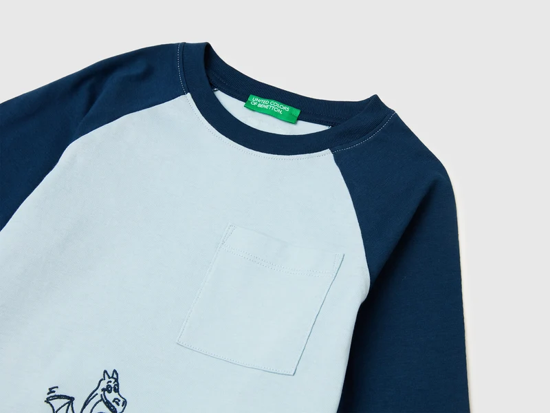 Farbblock-T-Shirt mit Aufdruck