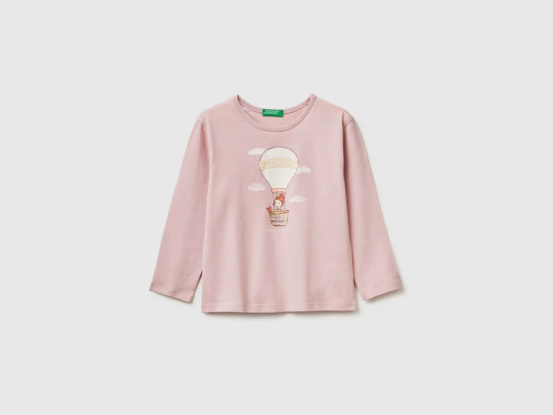 T-Shirt mit Aufdruck und Applikationen