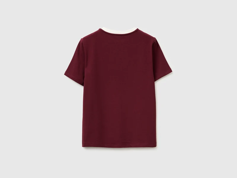 T-Shirt mit gesticktem Wappen