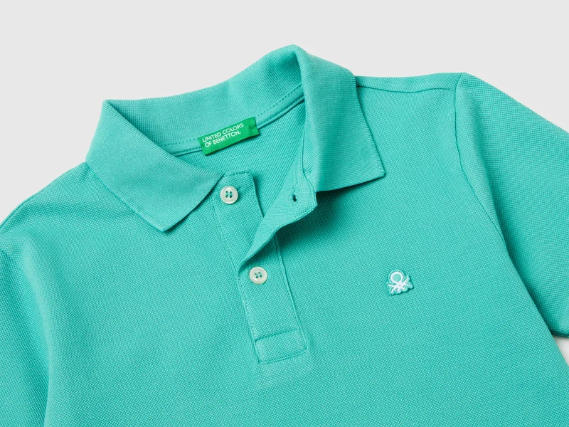 Schmal geschnittenes Poloshirt aus reiner Baumwolle