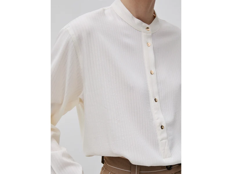 Gestreifte Bluse mit Stehkragen