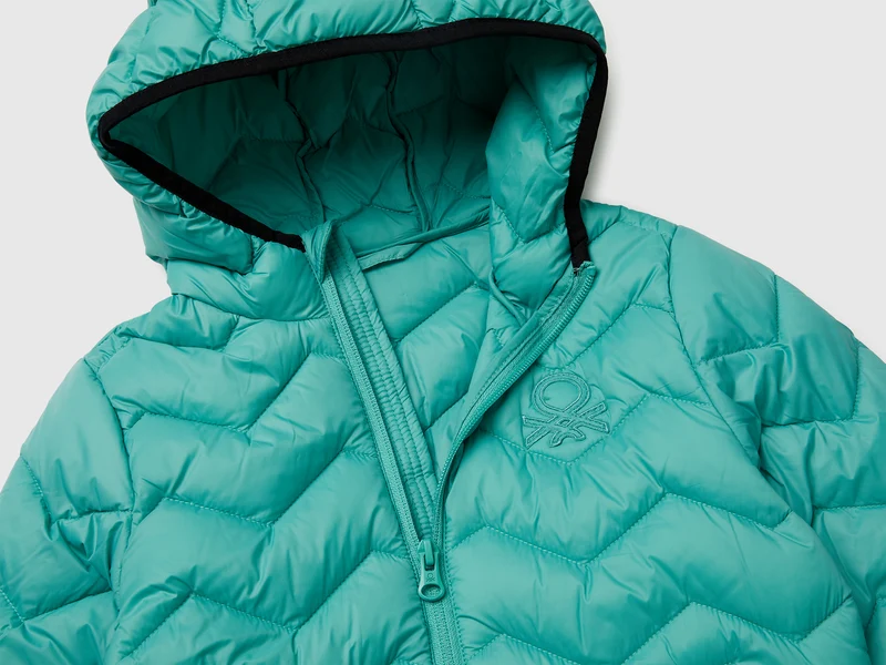 Wattierte Jacke mit Kapuze