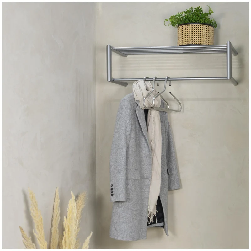Design Wandgarderobe Smooth Stahlrohr vernickelt, von Spinder