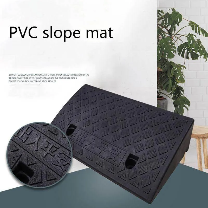 Triangle Vehicle Access Ramp - Durable Car Speed Reducer