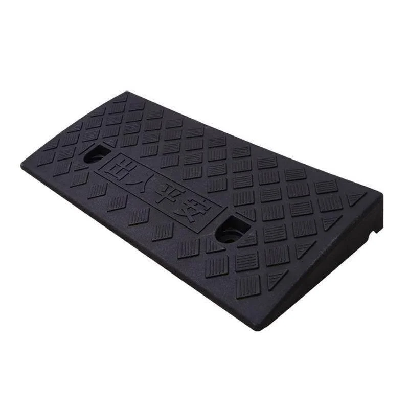 Triangle Vehicle Access Ramp - Durable Car Speed Reducer