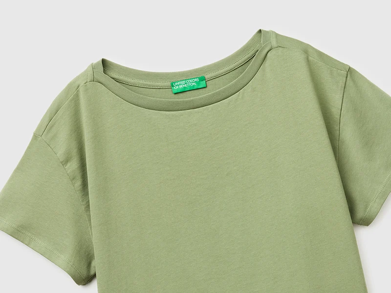 T-Shirt mit U-Boot-Ausschnitt