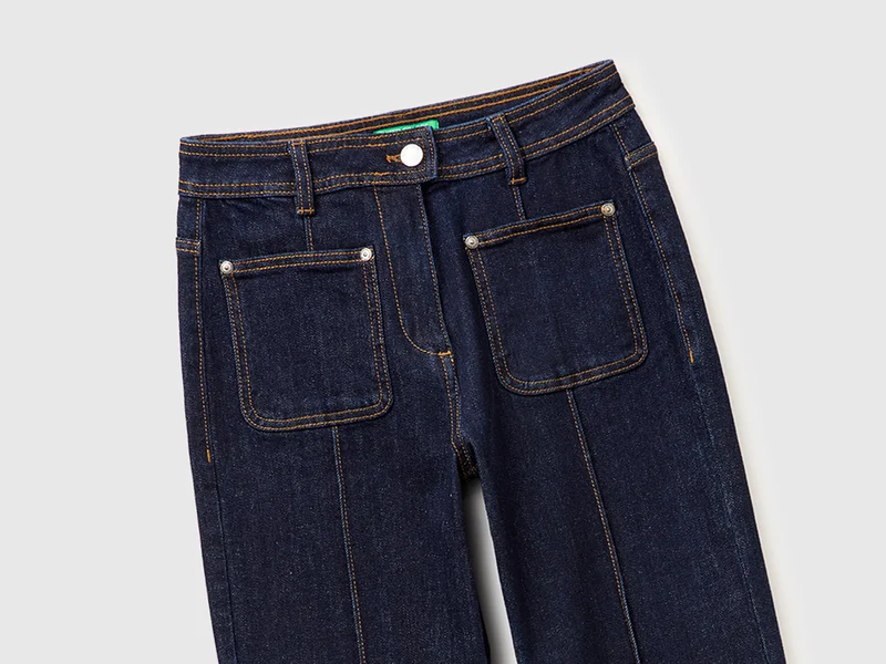 Schlagjeans mit Rippstrick