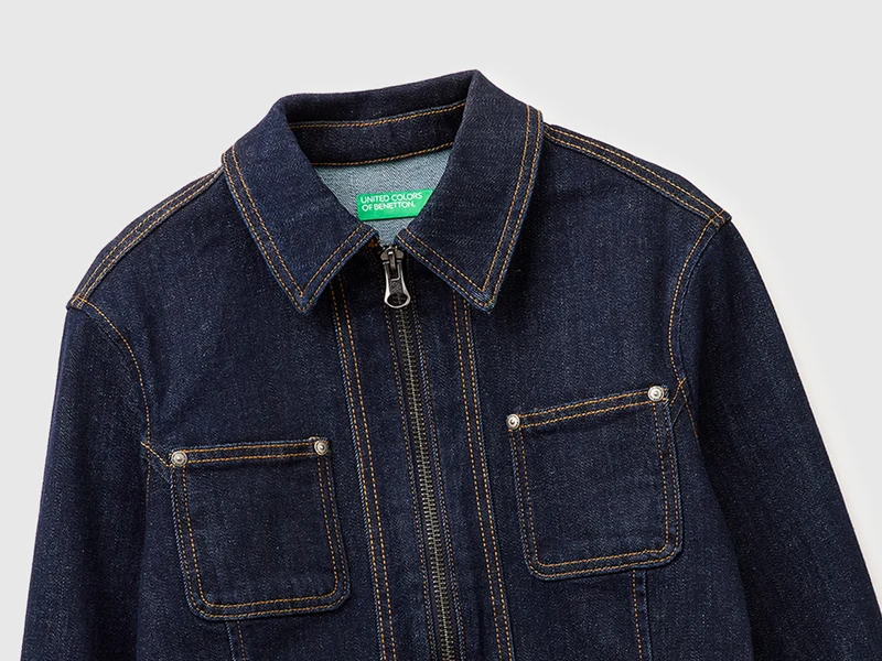 Jeansjacke mit Reißverschluss