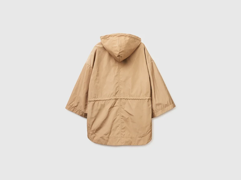 Großer Parka mit Kapuze
