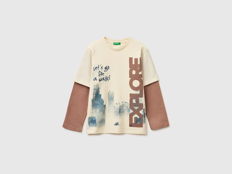 Doppelärmeliges T-Shirt