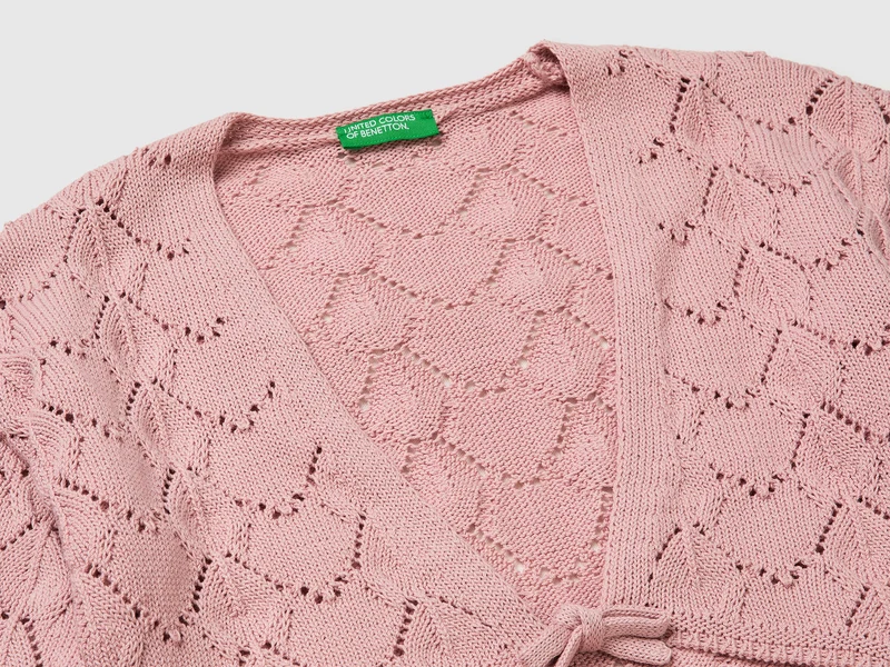 Strickjacke mit Lochmuster