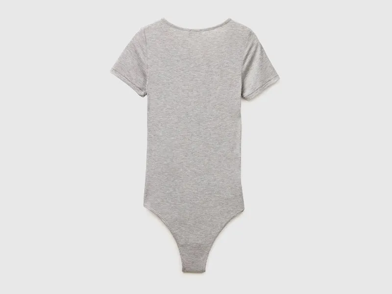Gerippter Viskose-Body